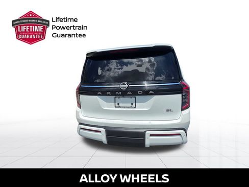 Certified 2025 Nissan Armada SL AWD/4WD image 9