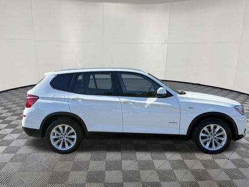 Used 2017 BMW X3 xDrive28i AWD/4WD image 4