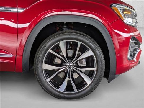 Used 2024 Volkswagen Atlas Cross Sport SEL Premium R-Line AWD/4WD image 24