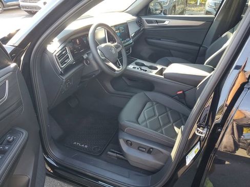 New 2026 Volkswagen Atlas Cross Sport SE image 15