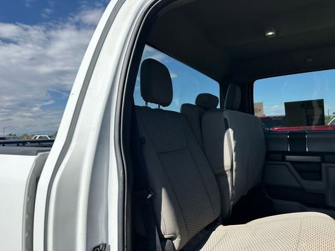Used 2022 Ford F250 XLT w/ FX4 Off-Road Package image 23