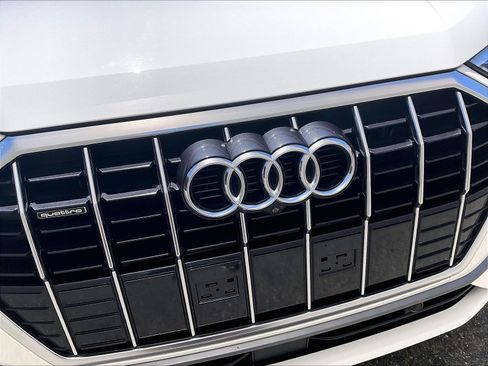 Used 2020 Audi Q3 2.0T Prestige AWD/4WD image 30