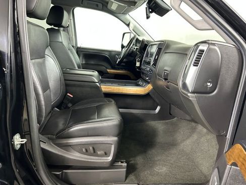 Used 2015 Chevrolet Silverado 3500 LTZ w/ LTZ Plus Package image 29