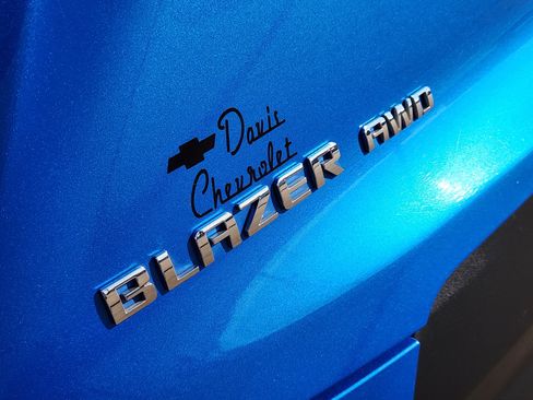 Used 2025 Chevrolet Blazer LT image 13