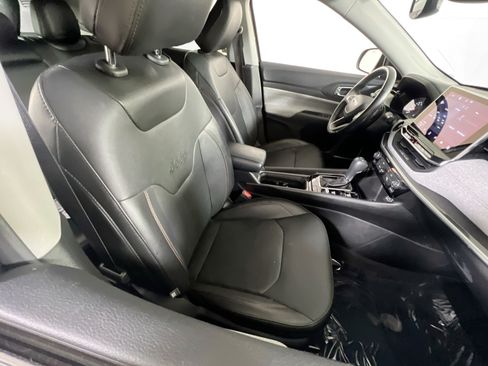 Used 2022 Jeep Compass Latitude AWD/4WD image 25