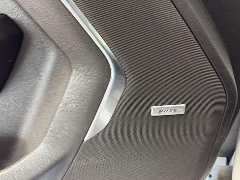 Used 2021 Chevrolet Suburban LT image 11