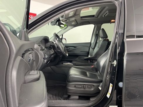 Used 2016 Honda Pilot Elite image 3