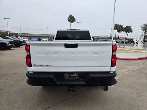 Used 2024 Chevrolet Silverado 2500 W/T image 4