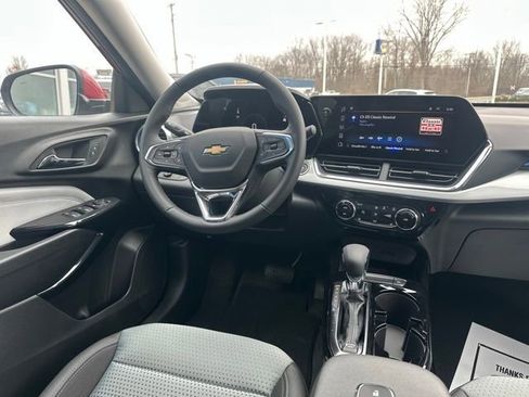New 2026 Chevrolet Trax LT w/ Driver Confidence Package FWD image 13