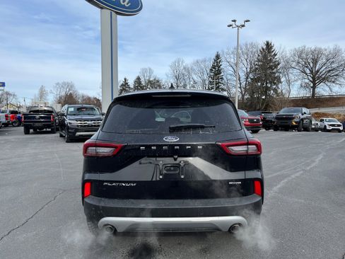Used 2024 Ford Escape Platinum image 5