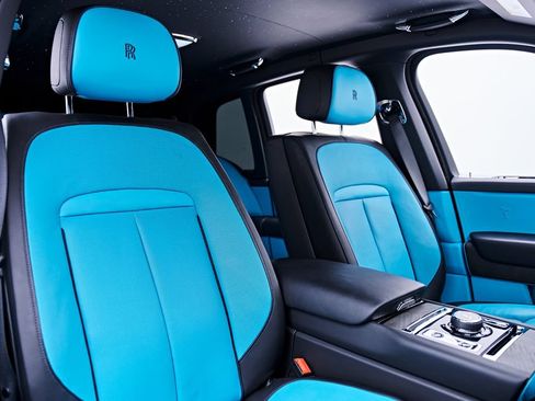 Used 2025 Rolls-Royce Cullinan AWD/4WD image 55