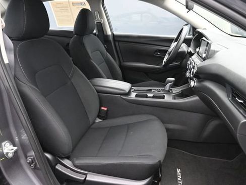 Used 2025 Nissan Sentra S FWD image 32