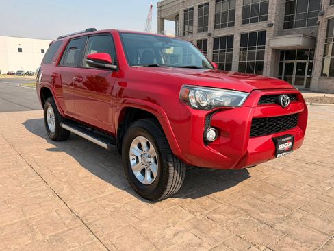 Used 2019 Toyota 4Runner SR5 Premium AWD/4WD image 11
