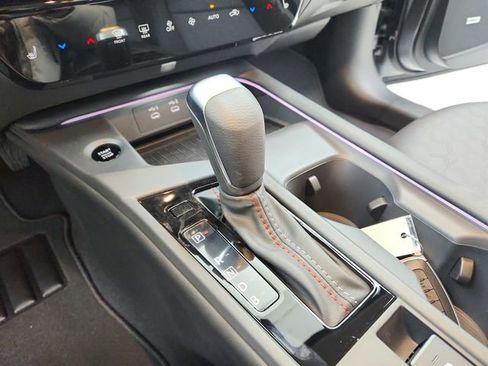 New 2026 Nissan Sentra SR w/ SR Premium Package image 29