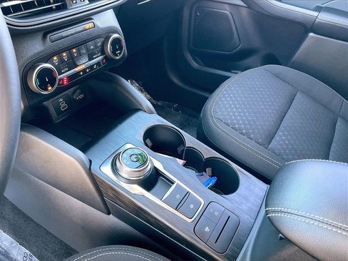 Used 2024 Ford Escape Active image 19