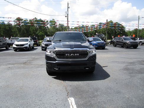 Used 2019 RAM 1500 Limited AWD/4WD image 3