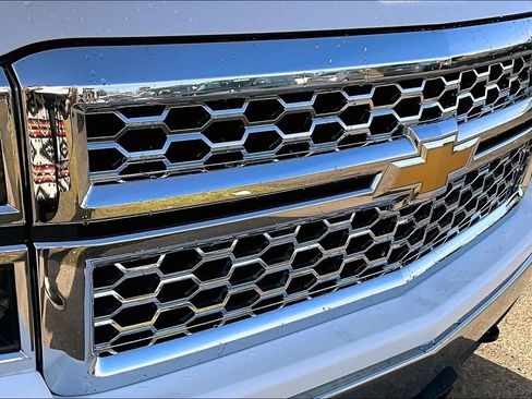 Used 2015 Chevrolet Silverado 1500 LT image 32