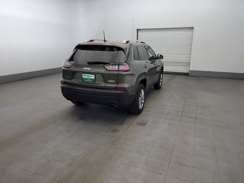Used 2019 Jeep Cherokee Latitude Plus AWD/4WD image 9