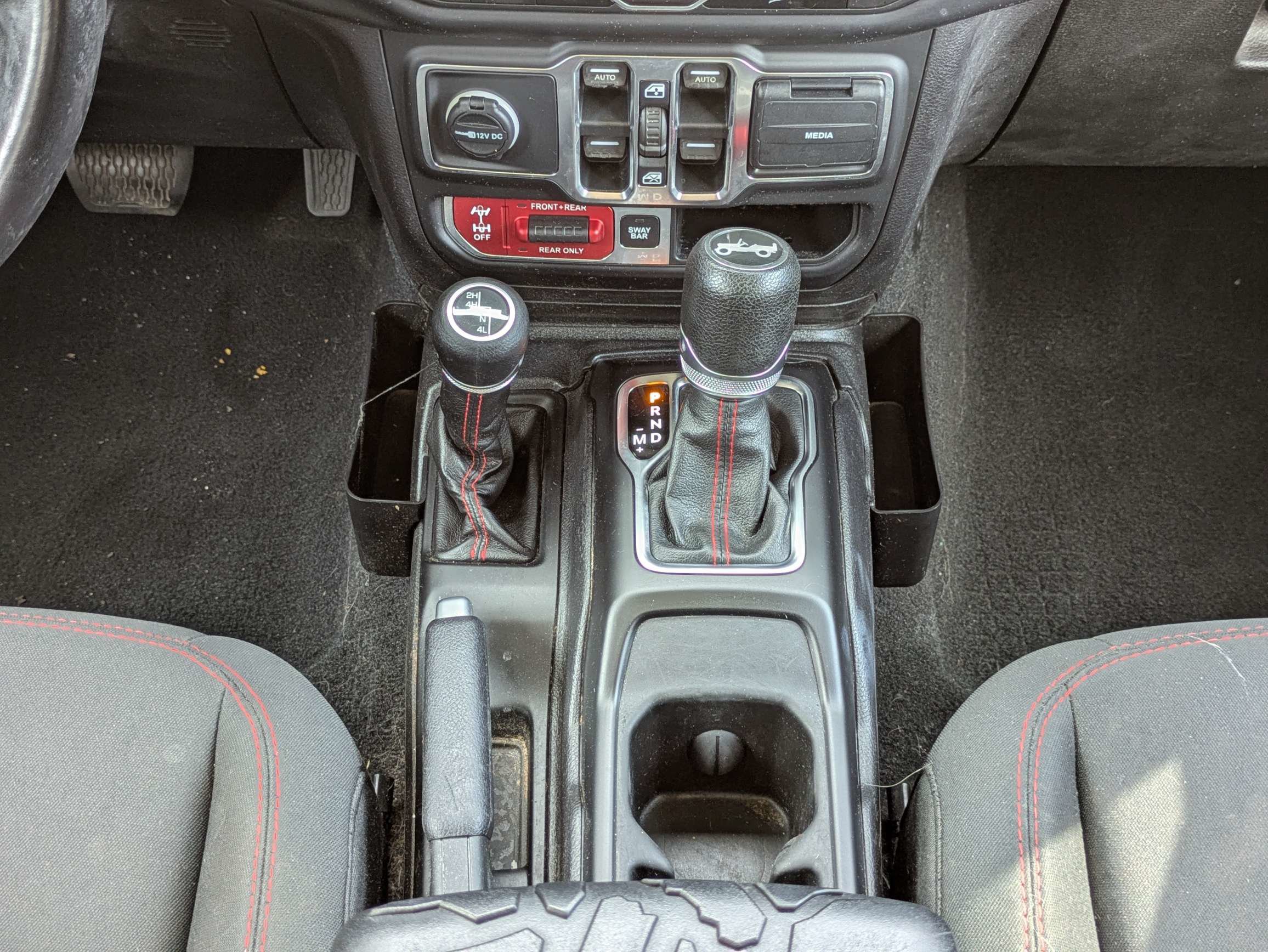 Used 2018 Jeep Wrangler Unlimited Rubicon AWD/4WD image 20