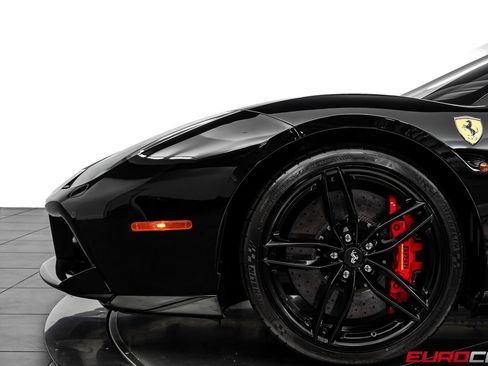 Used 2018 Ferrari 488 Spider RWD image 17