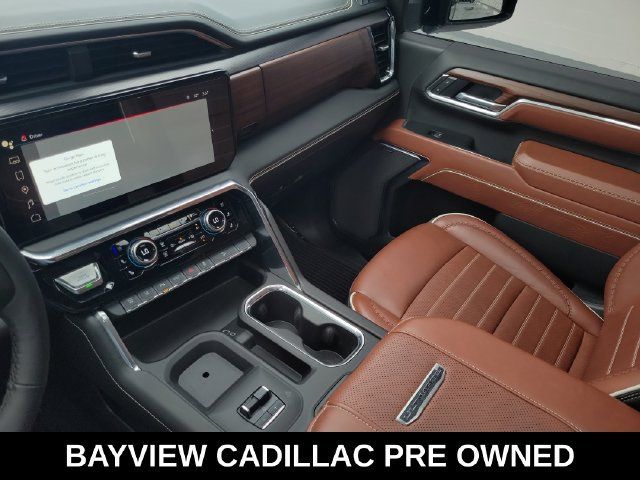 Used 2025 GMC Sierra 3500 Denali Ultimate AWD/4WD image 24