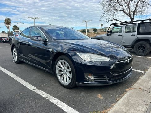 Used 2012 Tesla Model S Performance RWD image 2
