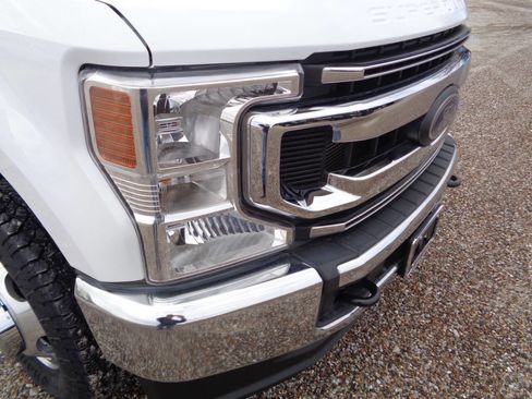Used 2022 Ford F350 XLT w/ XLT Value Package image 34