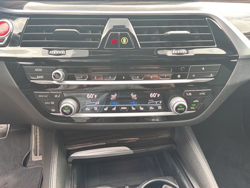 Used 2019 BMW M5 AWD/4WD image 36