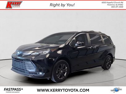 Certified 2024 Toyota Sienna XLE Woodland Edition