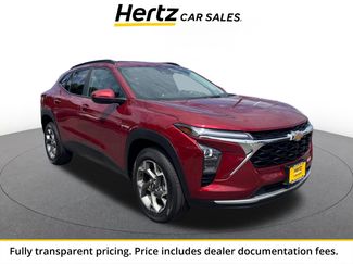 Used 2025 Chevrolet Trax LT w/ LT Convenience Package FWD video 1