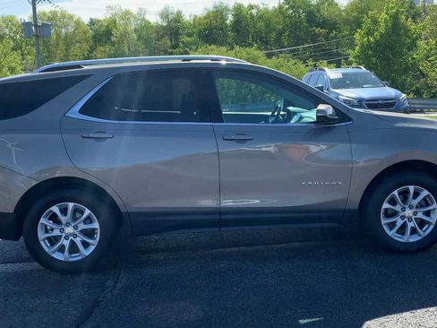 Certified 2018 Chevrolet Equinox LT w/ Sun & Infotainment Package AWD/4WD image 9