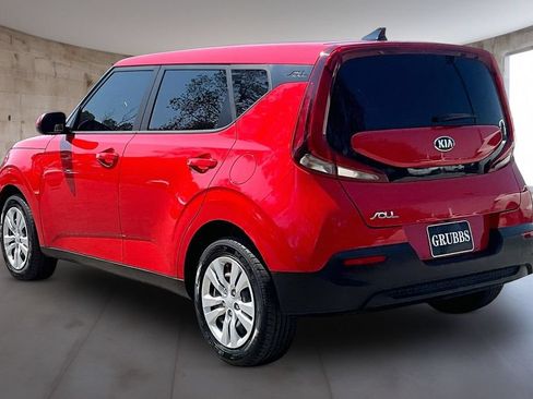 Used 2020 Kia Soul LX FWD image 14