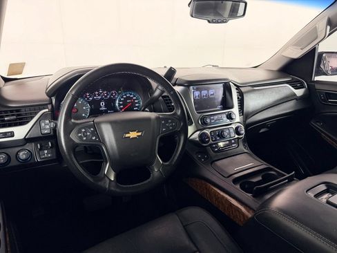 Used 2019 Chevrolet Tahoe Premier AWD/4WD image 15