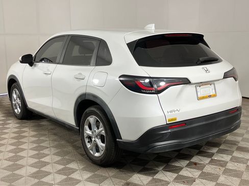 Used 2023 Honda HR-V LX image 7