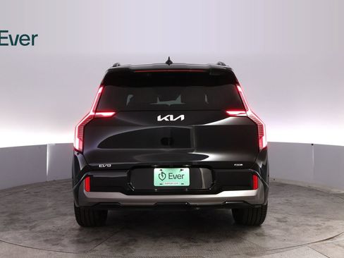 Used 2024 Kia EV9 GT-Line AWD/4WD image 15