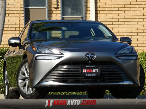 Used 2023 Toyota Mirai w/ Advanced Technology Package RWD image 1