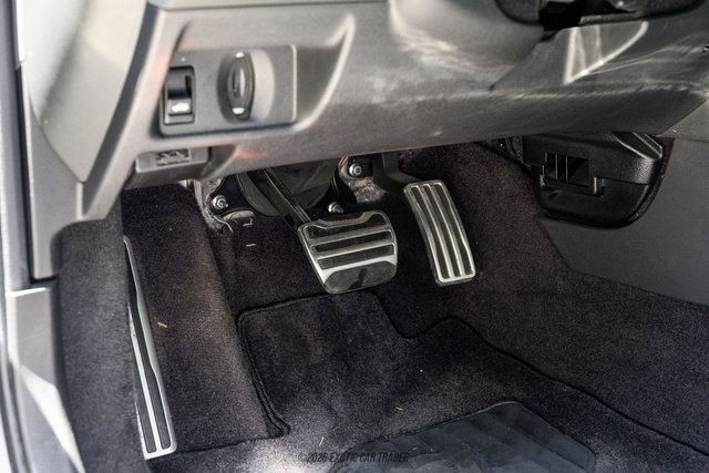 Used 2011 Nissan GT-R Premium AWD/4WD image 39