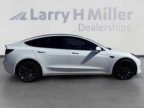 Used 2022 Tesla Model 3 Performance image 5