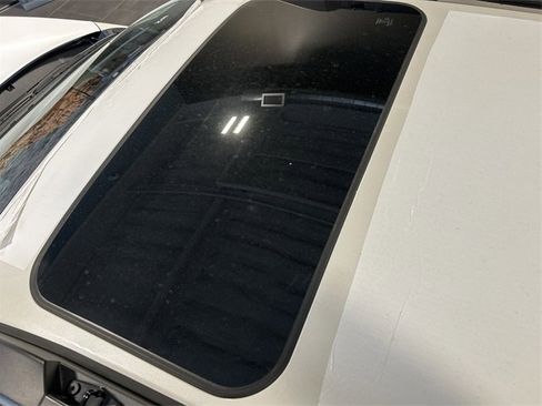 New 2026 Subaru Outback Touring XT image 9