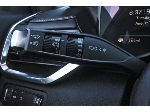 Used 2025 GMC Acadia Elevation w/ Elevation Premium Package FWD image 21