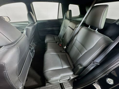 Certified 2023 Honda Passport EX-L image 18