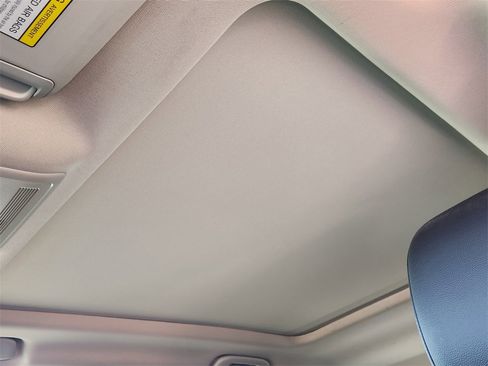 Used 2024 MAZDA CX-50 AWD 2.5 S w/ Premium Package image 14