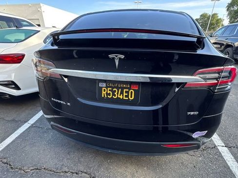 Used 2018 Tesla Model X 75D AWD/4WD image 6