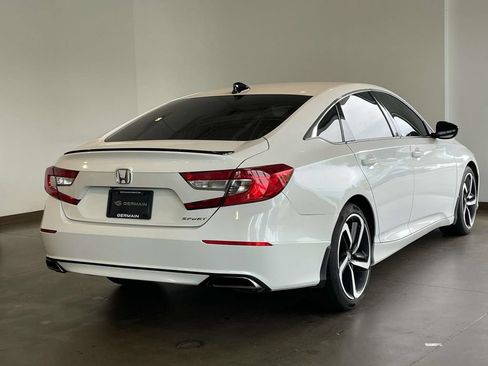 Used 2022 Honda Accord Sport image 4