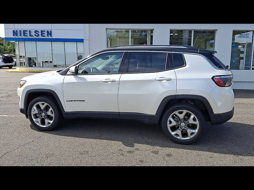 Used 2021 Jeep Compass Limited AWD/4WD image 5