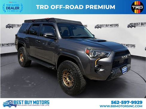 Used 2021 Toyota 4Runner TRD Off-Road Premium w/ Moonroof Package AWD/4WD image 1