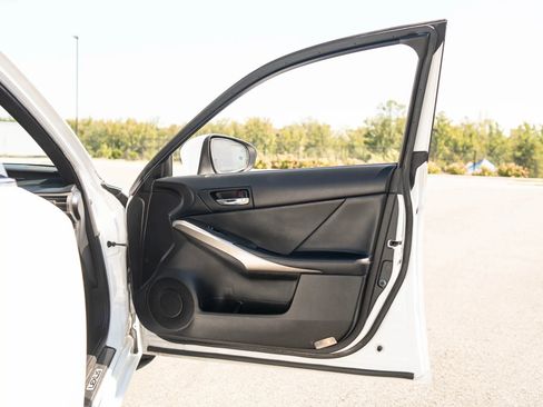 Used 2014 Lexus IS 350 AWD w/ F Sport Package image 45