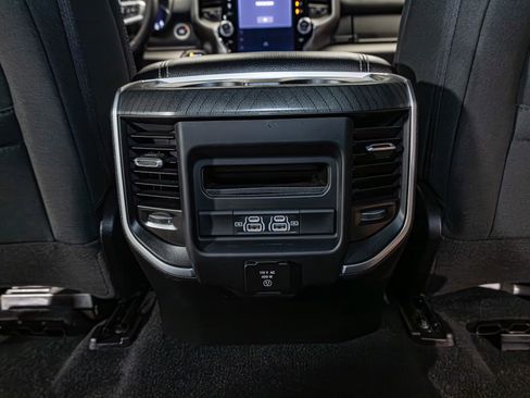 Used 2025 RAM 1500 Big Horn AWD/4WD image 27