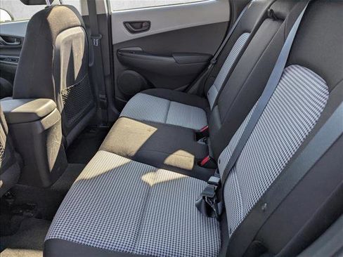 Used 2021 Hyundai Kona SE w/ Cargo Package image 24