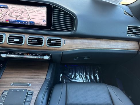 Certified 2025 Mercedes-Benz GLE 350 4MATIC image 29